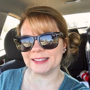 Meet your Posher, Amy